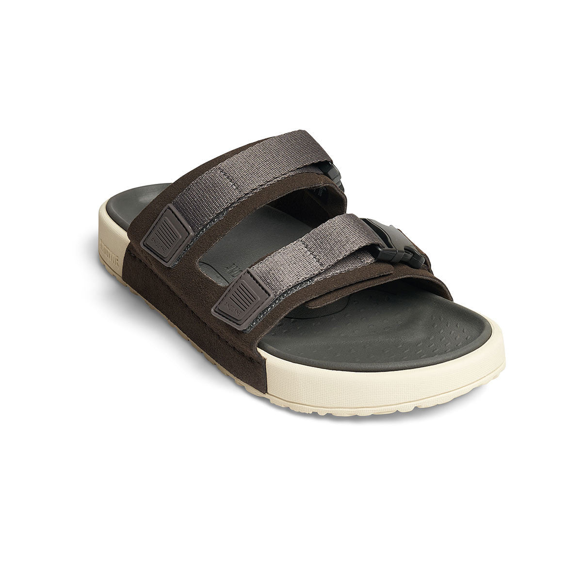 Nr. 70 Männer zwei Sandalen