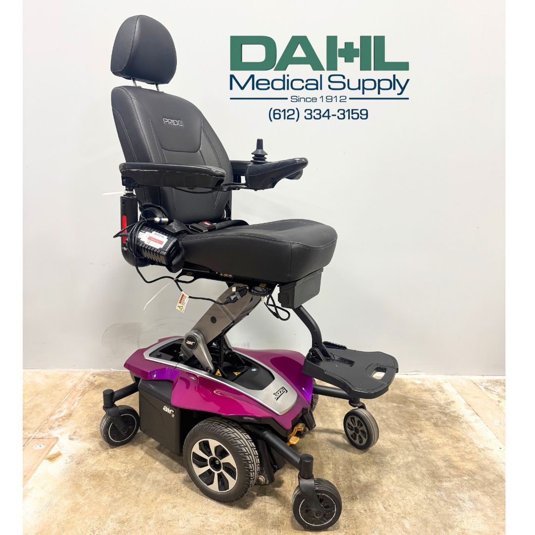 Pride Air2 Gebraucht-Power-Rollstuhl – Mid-Wheel Drive, toller Zustand